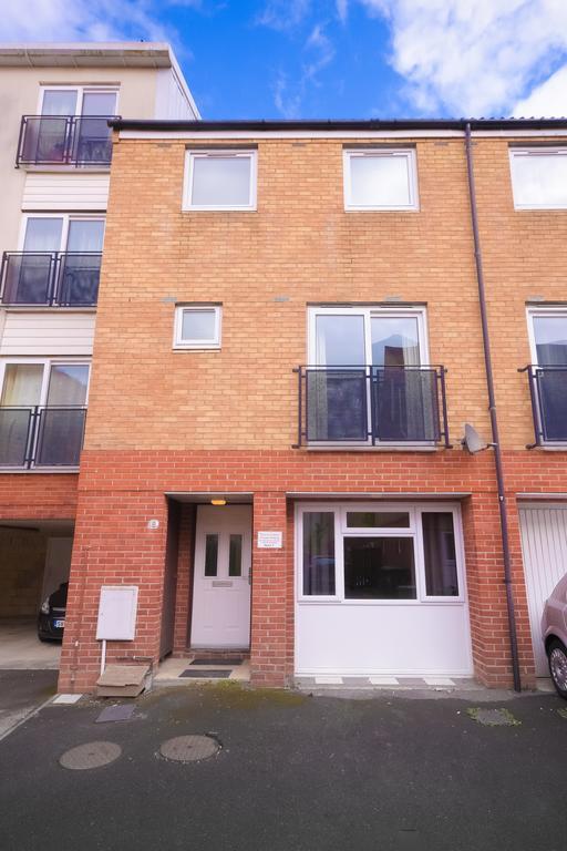 Apartmán Town Or Country - Clench Street Southampton Exteriér fotografie